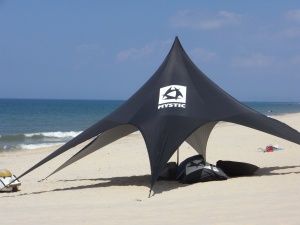 Zentraveler travels to Mui Ne Vietnam wind surfers paradise!